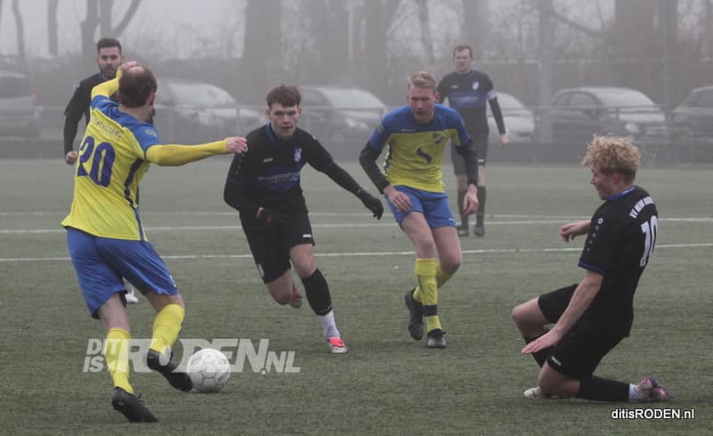 Nieuw Roden verspeelt voorsprong bij Blauw Geel’15