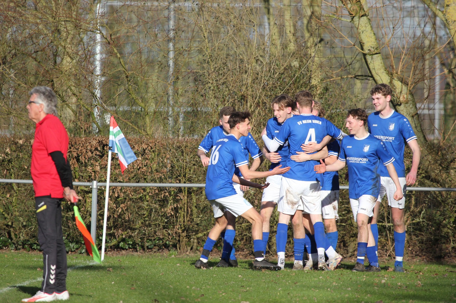 f0071bb5-9bd5-4cd6-843c-f1d9f56ae640