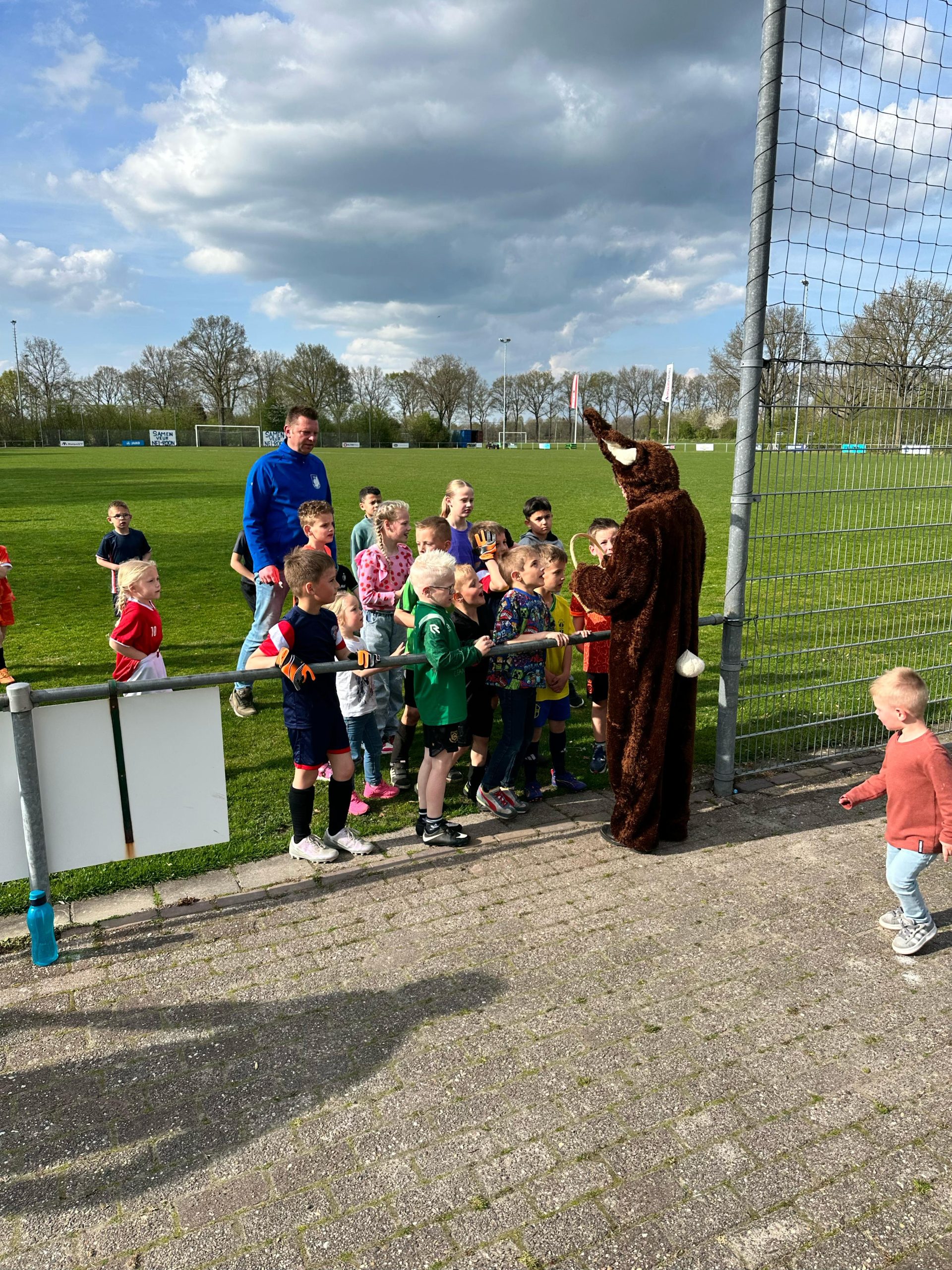 e4d96b93-e1a6-498e-af3c-6d51ca8b136d