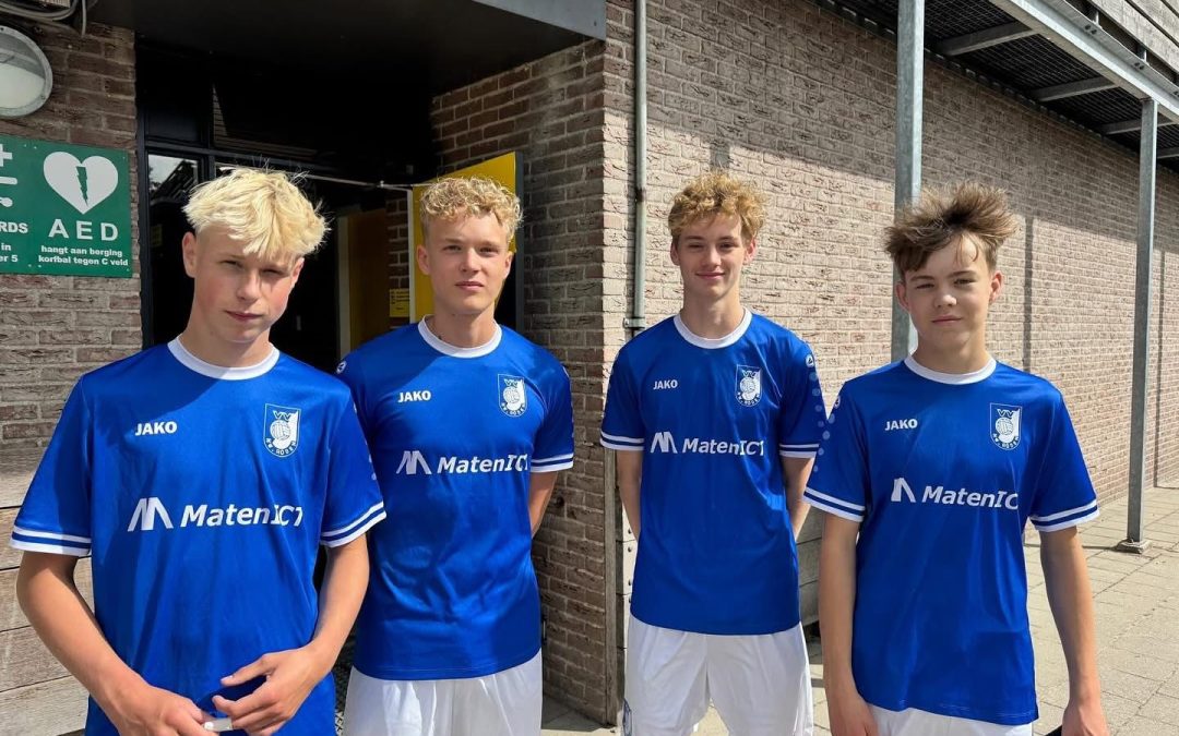 JO17 talenten debuteren bij de senioren